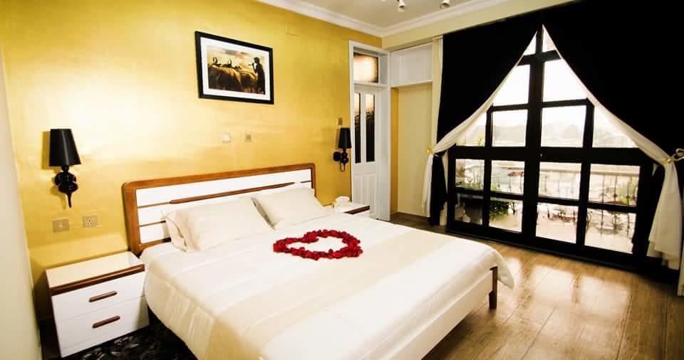 Golden Bed Addis Hotel ภายนอก รูปภาพ