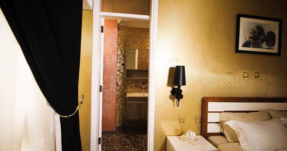 Golden Bed Addis Hotel ภายนอก รูปภาพ