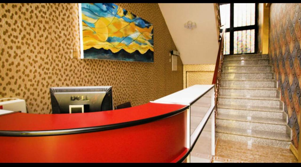 Golden Bed Addis Hotel ภายนอก รูปภาพ